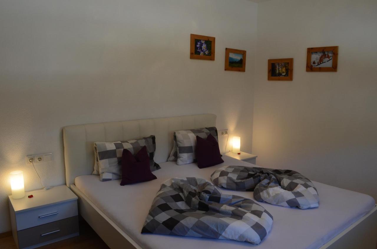 Apartment Klein & Fein Schlitters Esterno foto