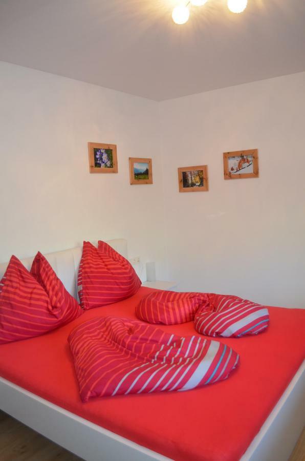 Apartment Klein & Fein Schlitters Esterno foto
